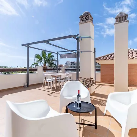 116 - Penthouse With Views And Pool, 5min Away From Golf Course! *